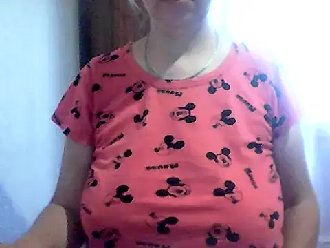 Snapshot of AnaXBerry chatting on September 22, 7:07 am AnaXBerry online show from September 22, 7:07 am