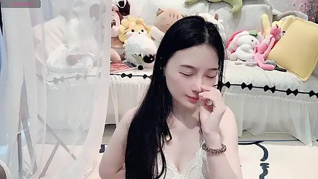 AKiKi711 online show from June 15, 4:56 am