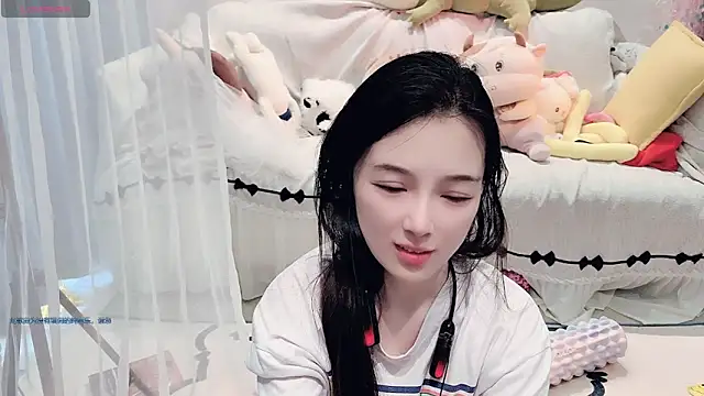 AKiKi711 online show from June 9, 5:18 am