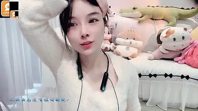 AKiKi711 online show from October 16, 4:37 am