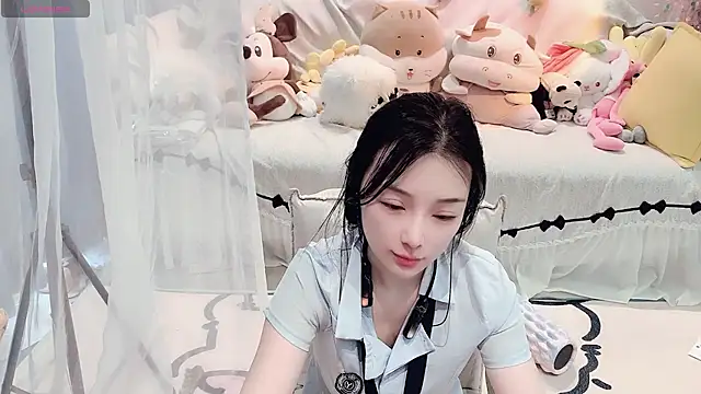 AKiKi711 online show from July 13, 5:08 am
