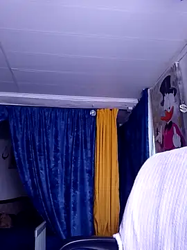irinamaux online show from June 4, 3:49 pm