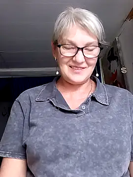 irinamaux online show from June 30, 5:51 am
