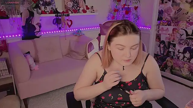 Unholy Lady online show from February 15, 6:38 am