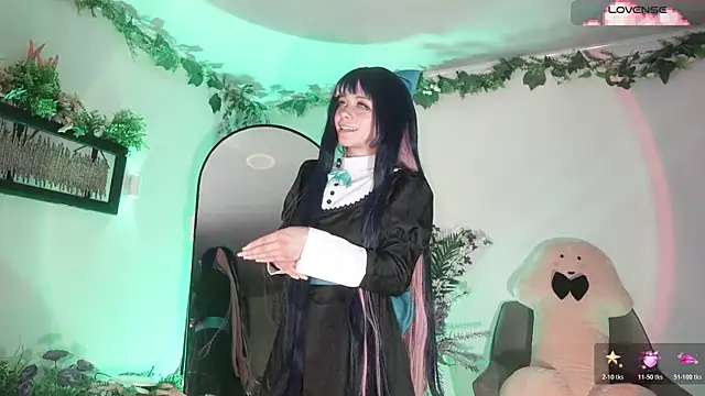 loIijanne online show from June 29, 11:37 pm