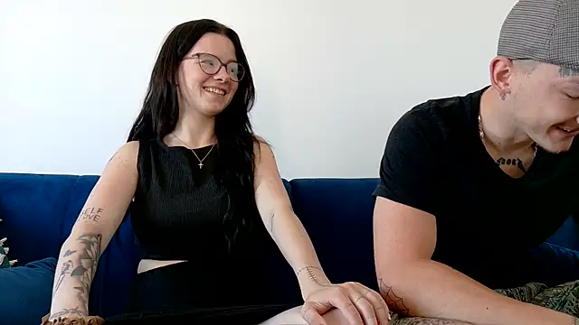 RoxiBlack online show from May 1, 7:22 am