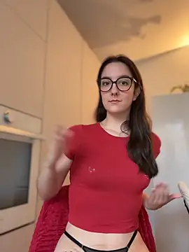  Juliette online show from February 9, 9:11 am