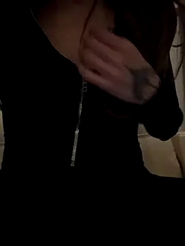 greedybratt online show from December 15, 6:18 am