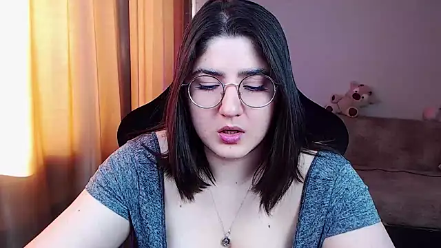 Crazy Bunya online show from May 17, 2:05 pm
