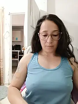 emilypoppy3 online show from July 21, 7:25 pm