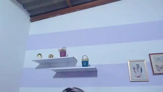 kimberlyvega online show from January 31, 7:11 pm