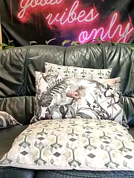 Melody87 online show from October 23, 11:44 pm