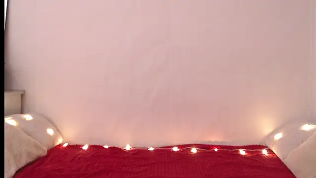 Emily hardcore online show from February 15, 8:30 pm