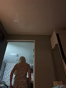 MerlinDave online show from February 25, 1:04 am