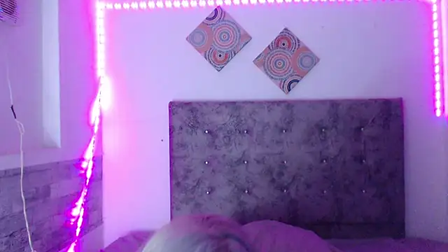 Cuckold lover69 online show from July 30, 3:18 am