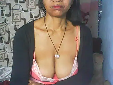 nene belle online show from July 28, 5:13 pm
