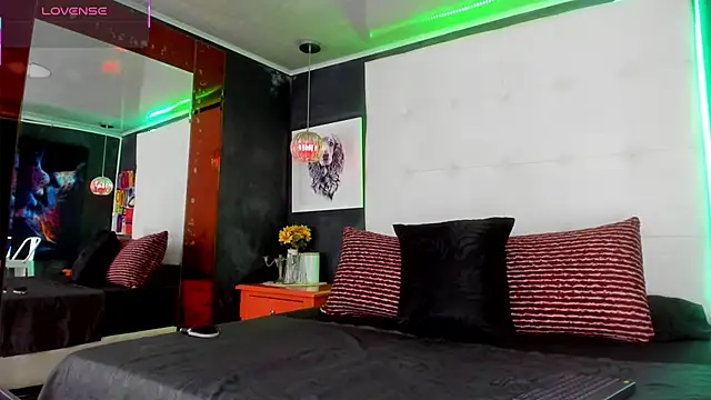 CloeRodriguez online show from September 26, 9:12 pm