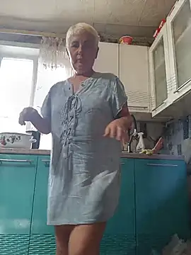 NicoleOlla online show from July 28, 7:39 am