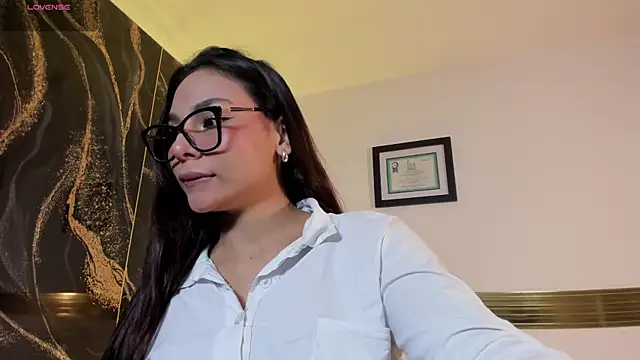 amira cute2 online show from July 9, 10:39 am