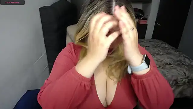 Valentina St online show from July 11, 9:48 pm