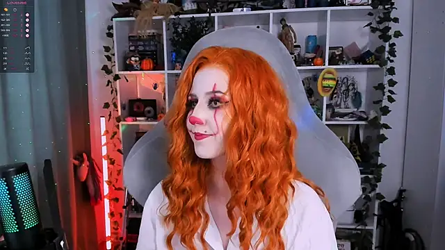 ohclementine online show from October 24, 9:05 am