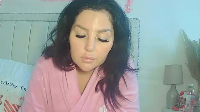 magical mia online show from November 26, 2:29 pm