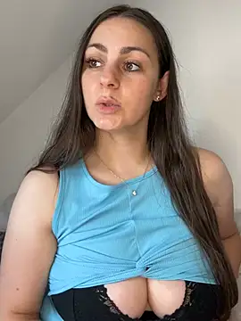 Loella-Rose online show from July 12, 11:55 am