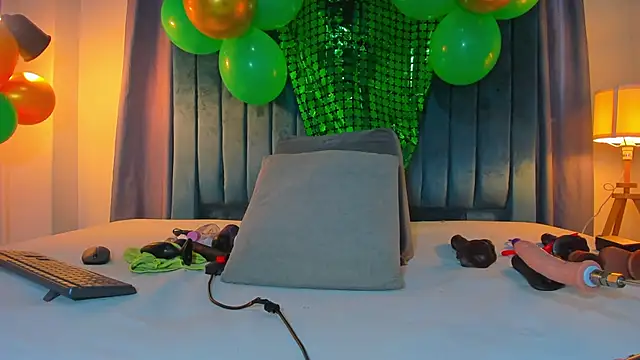 blondehorny69 online show from March 17, 6:56 pm