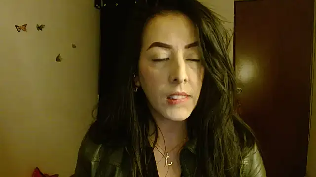 ella peck online show from July 14, 3:00 am