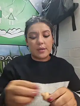 Sophie-hatter online show from July 15, 7:18 pm