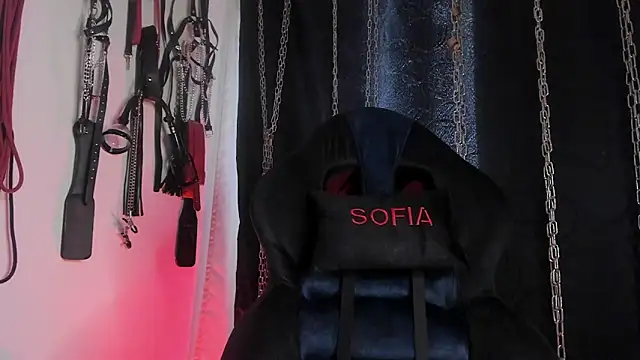 charrlotte quinn online show from February 10, 4:21 pm