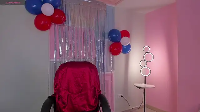 MollySundersX online show from July 4, 8:49 pm