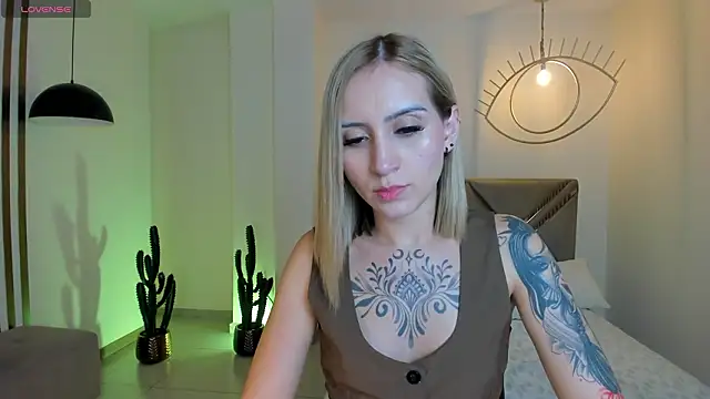 MollySundersX online show from February 3, 4:54 am