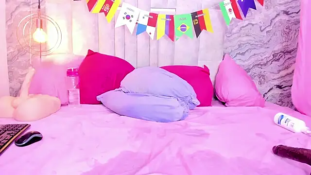 VeronicaLodge23 online show from June 16, 2:45 am