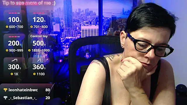 ninarandmann online show from July 15, 3:39 pm