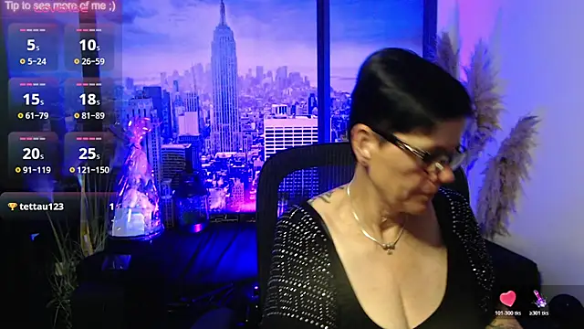 ninarandmann online show from July 4, 2:24 pm