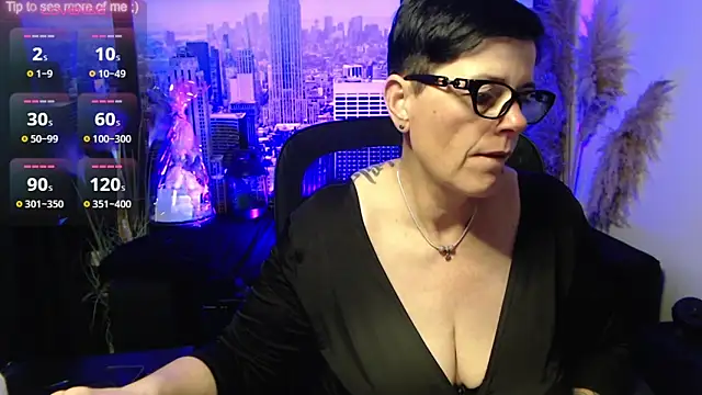 ninarandmann online show from June 16, 5:03 pm