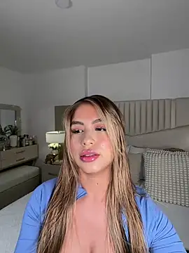  laura 02 online show from June 17, 12:12 am