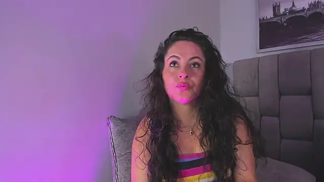 Snapshot of hanny_milf chatting on September 11, 12:38 pm hanny milf online show from September 11, 12:38 pm