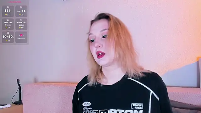  ccrystaa  online show from March 11, 8:18 am