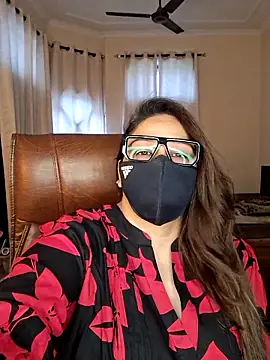 SEXY-Sardarni online show from April 20, 8:39 am