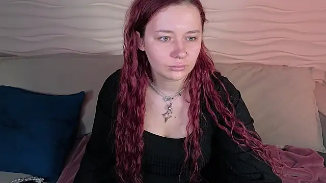 Snapshot of carolina_elf chatting on October 3, 5:56 am carolina elf online show from October 3, 5:56 am