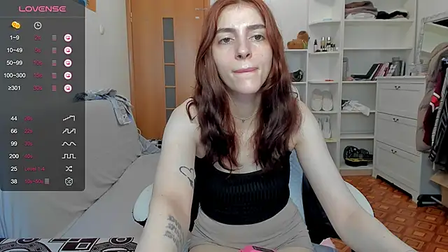 broosnica1 online show from May 5, 8:50 am