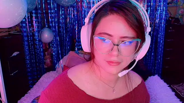  niiky online show from July 18, 1:13 pm