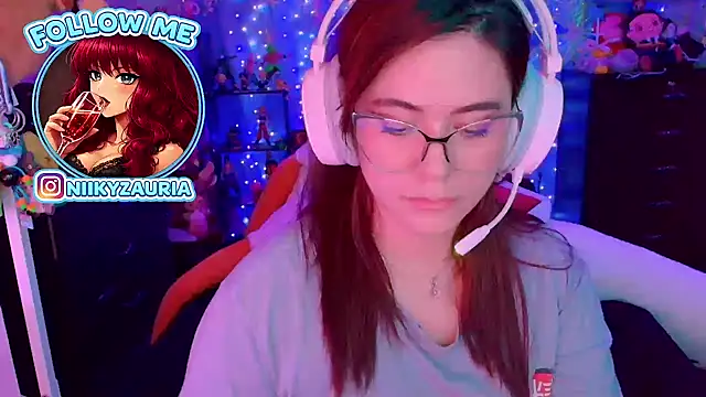  niiky online show from June 30, 11:26 pm
