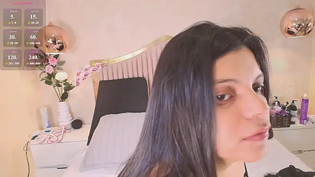 Kismett aziz online show from June 11, 3:36 am