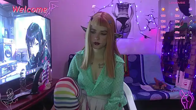  Hanna white  online show from October 17, 5:21 am