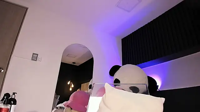 selenne schmitt online show from September 30, 11:53 pm