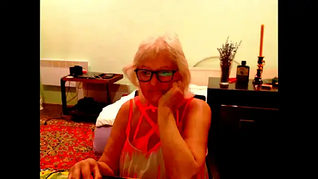 Natali7634 online show from June 18, 3:52 am