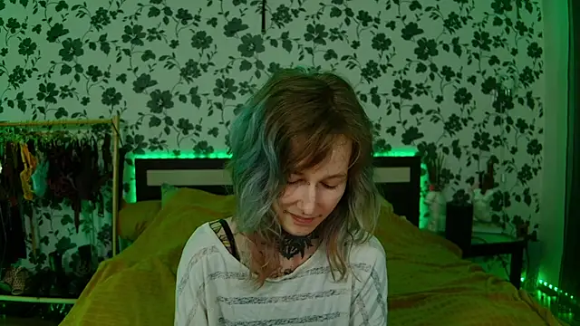 Littlespacemouse online show from October 21, 1:42 am